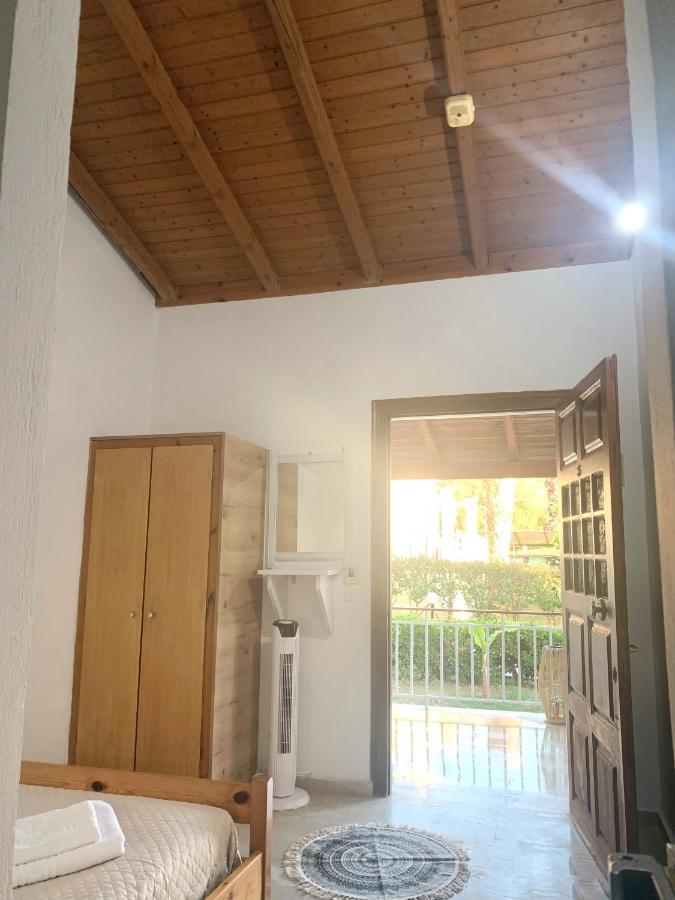 Thanos Rooms Arillas  Luaran gambar