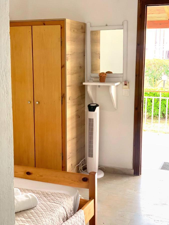 Thanos Rooms Arillas  Luaran gambar